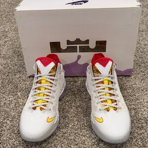 Nike LeBron XIX low fruity pebbles